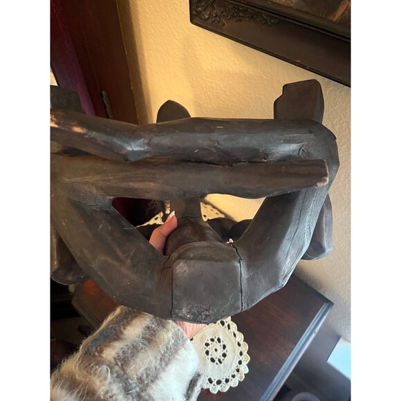 Antique Indonesian Tribal Hand Carved Figure - Picture 11 of 11